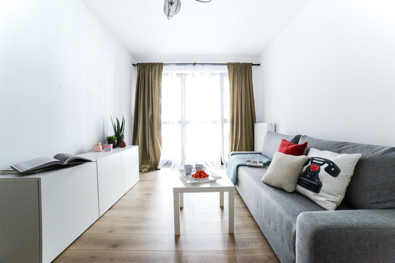 Cosy Apartment In Варшава Екстериор снимка